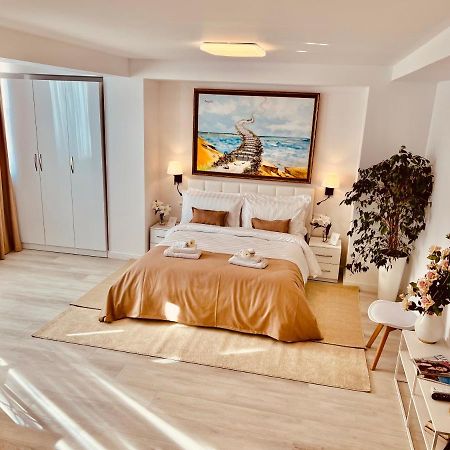 Leo'S Apartments Tirana Garden View Agim Kadrimi 外观 照片
