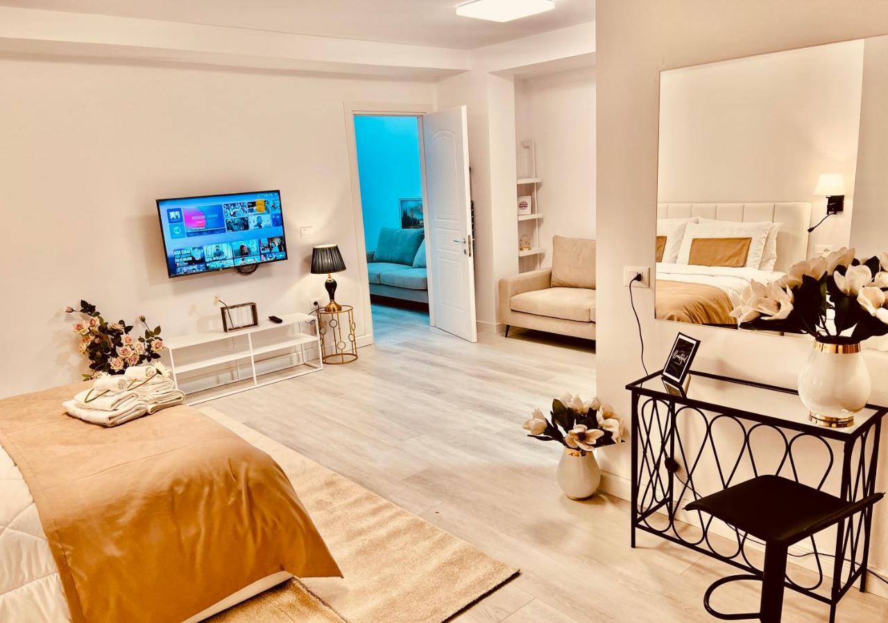 Leo'S Apartments Tirana Garden View Agim Kadrimi 外观 照片